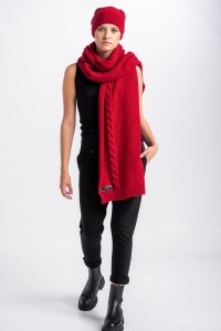 Braid scarf in red