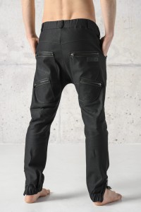 JEANS czarny z zamkami
