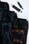 JEANS czarny z pomarańczowymi przeszyciami 