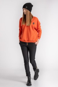 V-neck sweater short orange with multicoloured stitching